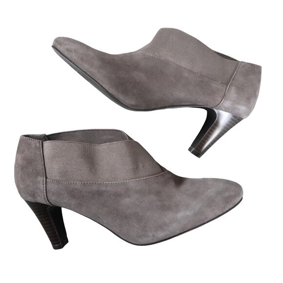 Bandolino Womens Heeled Ankle Booties Gray Suede Size 8.5 Elastic Slip On Career - Picture 1 of 11